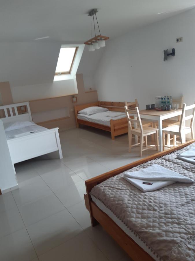 Bed and Breakfast Jasminowe Ogrody Щирк Екстер'єр фото