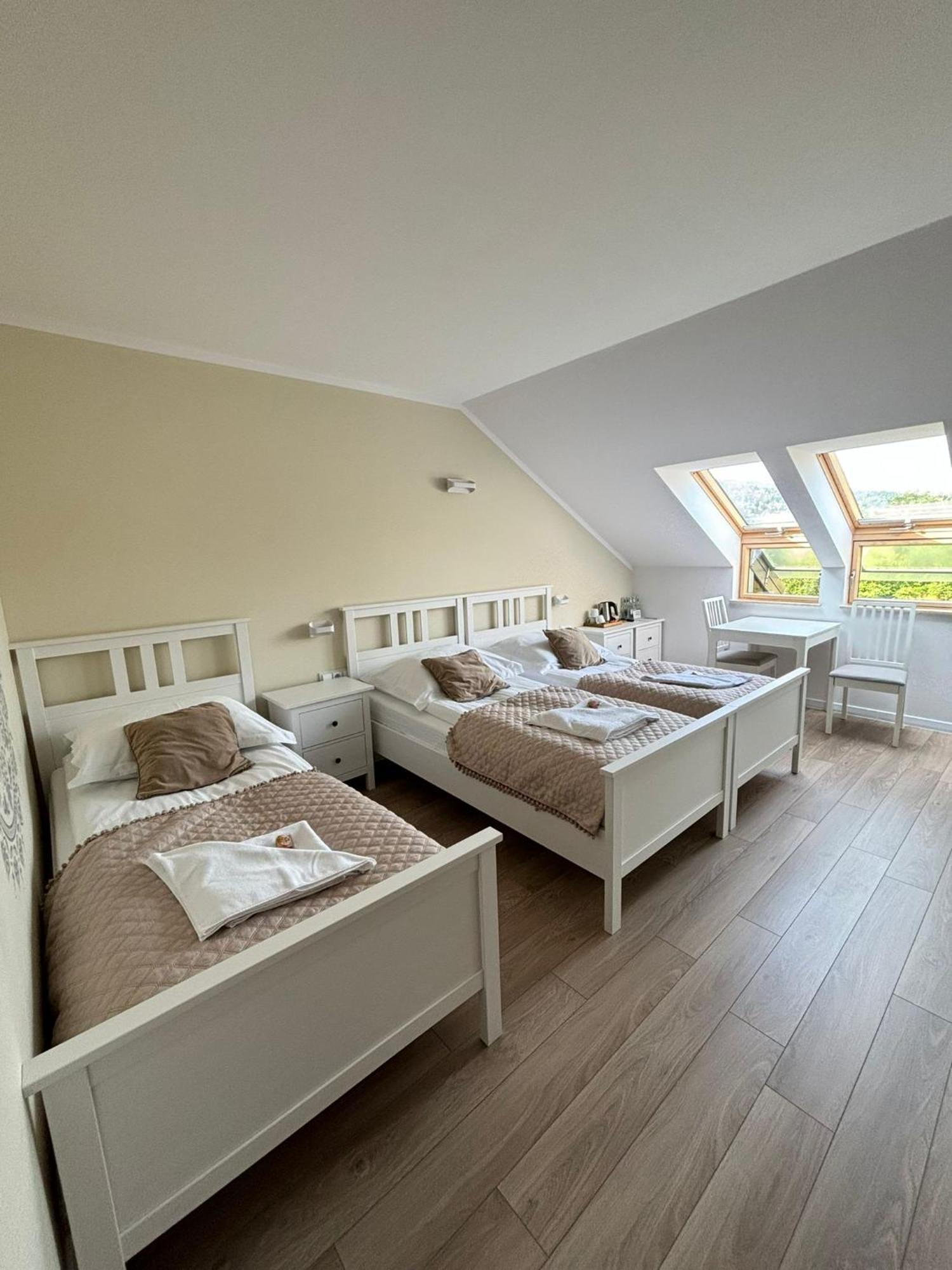 Bed and Breakfast Jasminowe Ogrody Щирк Екстер'єр фото